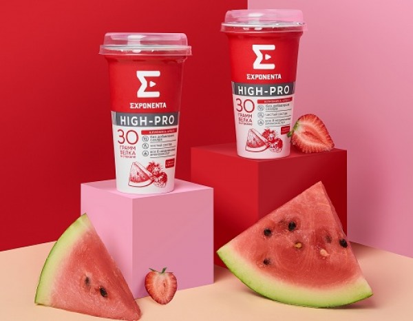 30 grams of protein per glass, and nothing extra. Low-fat fermented milk drink EXPONENTA HIGH-PRO – for those who take care of themselves!