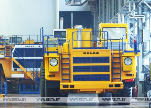 ВЭБ.РФ и Банк БелВЭБ окажут поддержку экспорту продукции БелАЗа в третьи страны