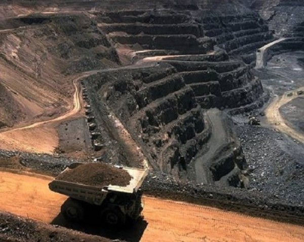 Беларусь в марте намерена приступить к промышленной добыче полезных ископаемых в Зимбабве